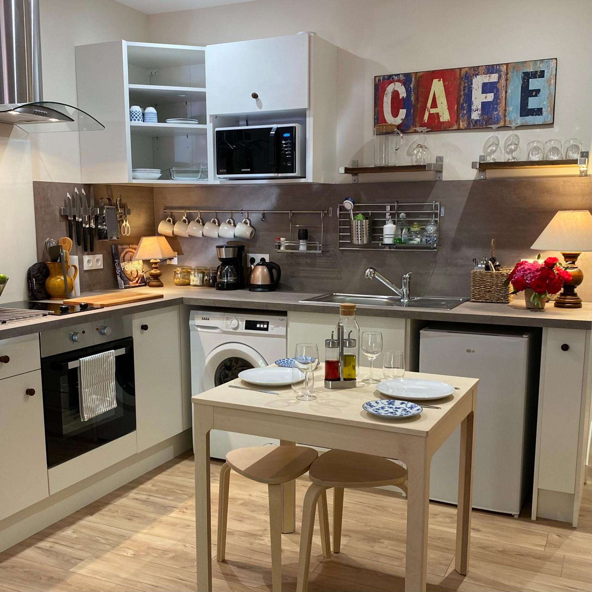 Fantastic Ground Floor Apartment Opposite Thermes Bagneres-de-Luchon Bagian luar foto